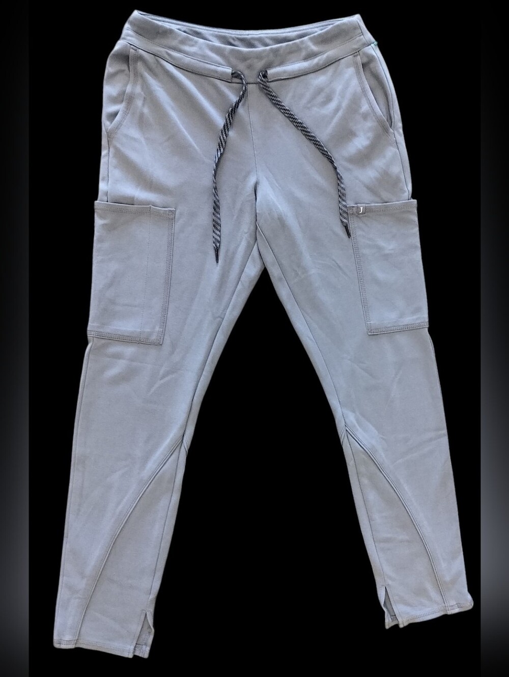 Women’s Gray Athletic Jogger Pants w/ Drawstring Waist & Cargo Pockets – Stretch